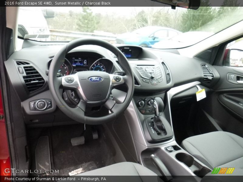 Sunset Metallic / Charcoal Black 2016 Ford Escape SE 4WD