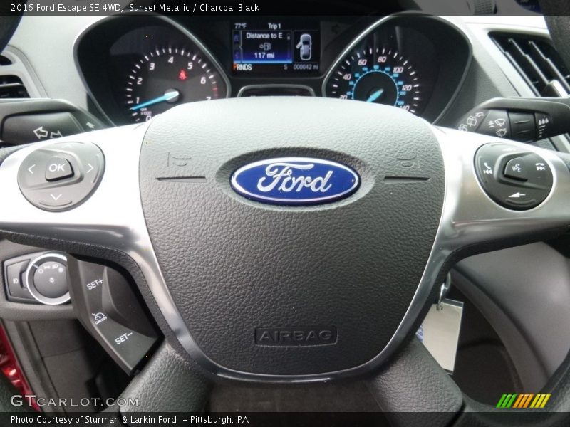 Sunset Metallic / Charcoal Black 2016 Ford Escape SE 4WD