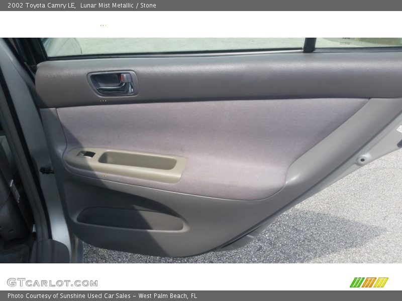 Lunar Mist Metallic / Stone 2002 Toyota Camry LE