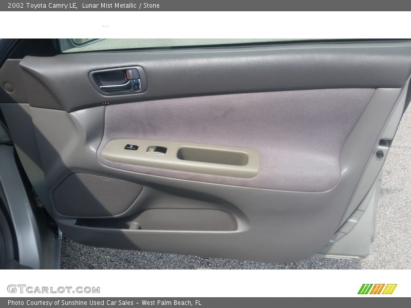 Lunar Mist Metallic / Stone 2002 Toyota Camry LE