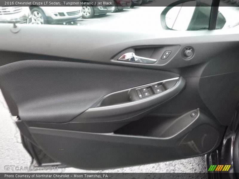 Door Panel of 2016 Cruze LT Sedan