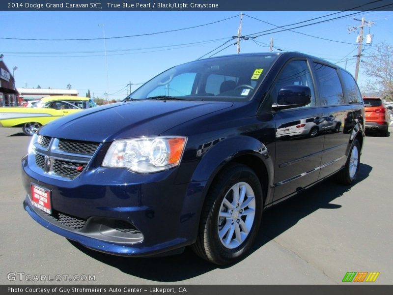 True Blue Pearl / Black/Light Graystone 2014 Dodge Grand Caravan SXT