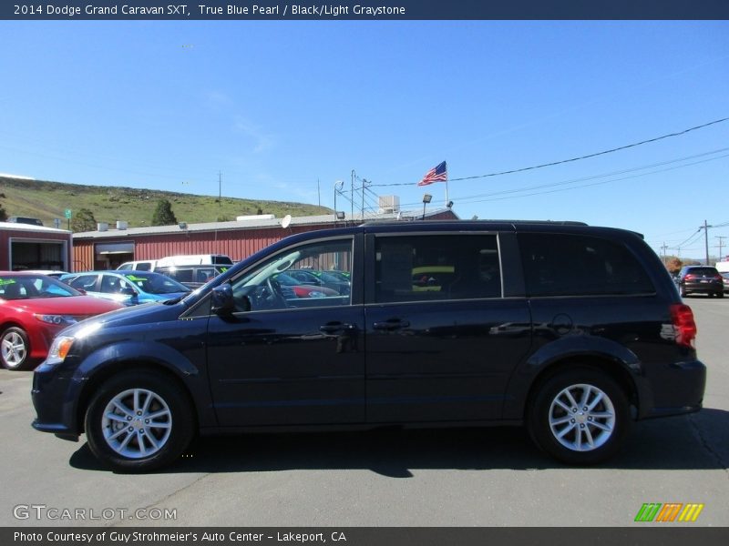 True Blue Pearl / Black/Light Graystone 2014 Dodge Grand Caravan SXT