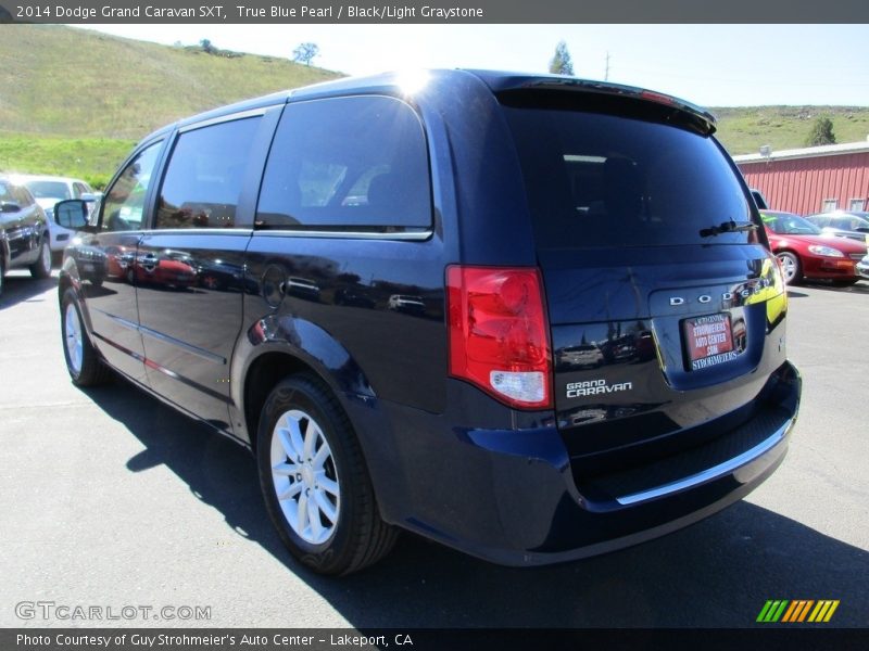 True Blue Pearl / Black/Light Graystone 2014 Dodge Grand Caravan SXT