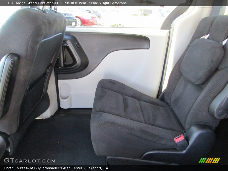 True Blue Pearl / Black/Light Graystone 2014 Dodge Grand Caravan SXT