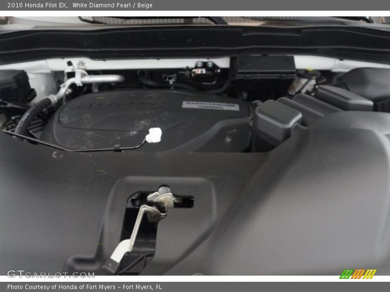 White Diamond Pearl / Beige 2016 Honda Pilot EX