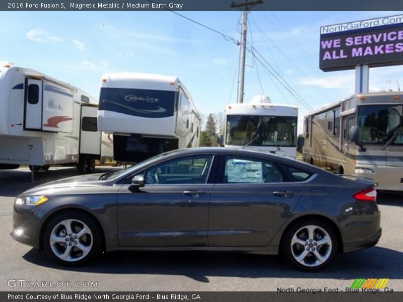 Magnetic Metallic / Medium Earth Gray 2016 Ford Fusion S