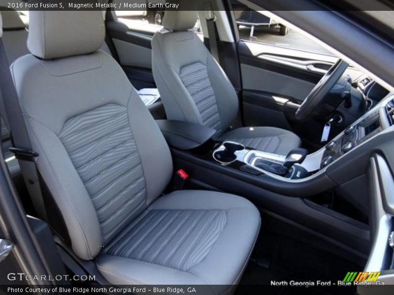 Magnetic Metallic / Medium Earth Gray 2016 Ford Fusion S