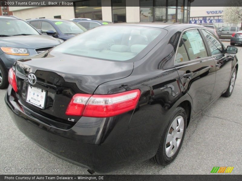 Black / Bisque 2009 Toyota Camry LE