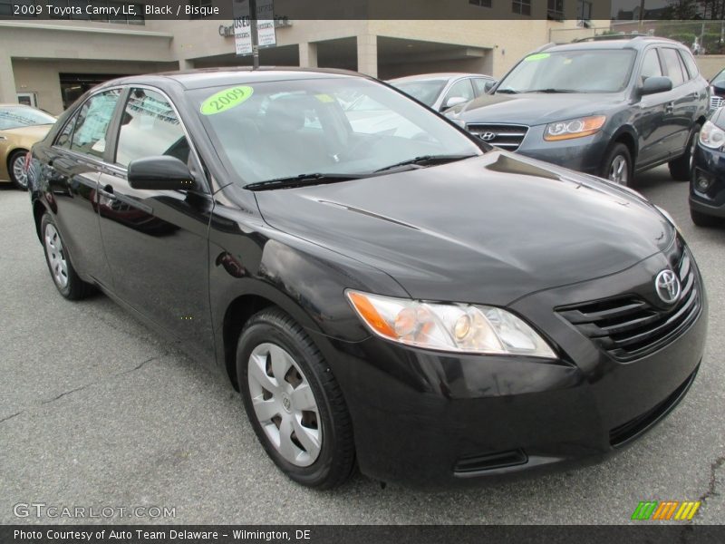 Black / Bisque 2009 Toyota Camry LE