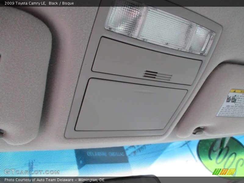 Black / Bisque 2009 Toyota Camry LE