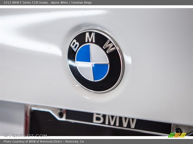 Alpine White / Venetian Beige 2013 BMW 5 Series 528i Sedan