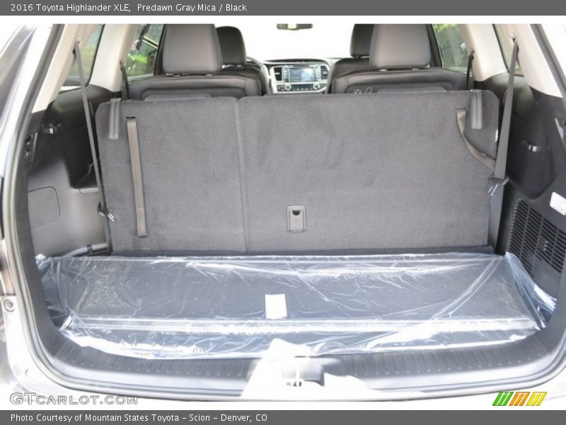 Predawn Gray Mica / Black 2016 Toyota Highlander XLE