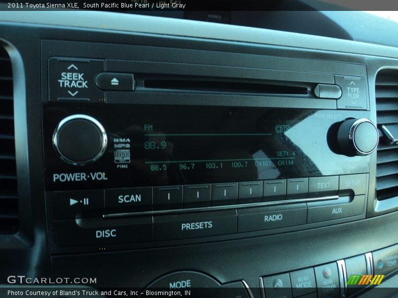 South Pacific Blue Pearl / Light Gray 2011 Toyota Sienna XLE