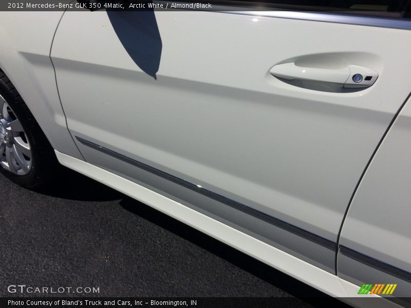 Arctic White / Almond/Black 2012 Mercedes-Benz GLK 350 4Matic