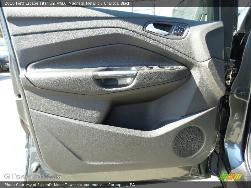 Magnetic Metallic / Charcoal Black 2016 Ford Escape Titanium 4WD