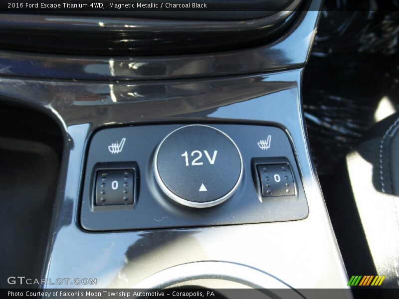 Magnetic Metallic / Charcoal Black 2016 Ford Escape Titanium 4WD