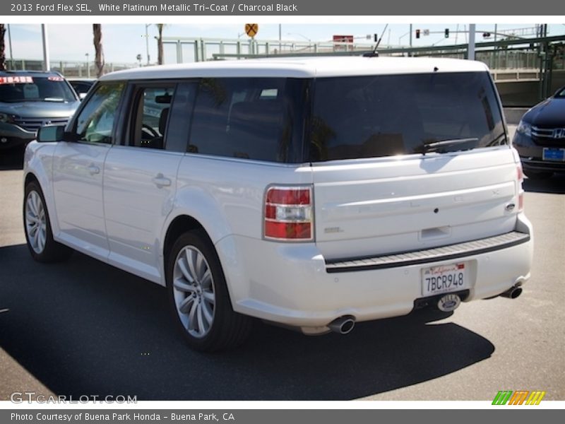 White Platinum Metallic Tri-Coat / Charcoal Black 2013 Ford Flex SEL