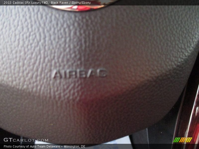 Black Raven / Ebony/Ebony 2013 Cadillac SRX Luxury FWD