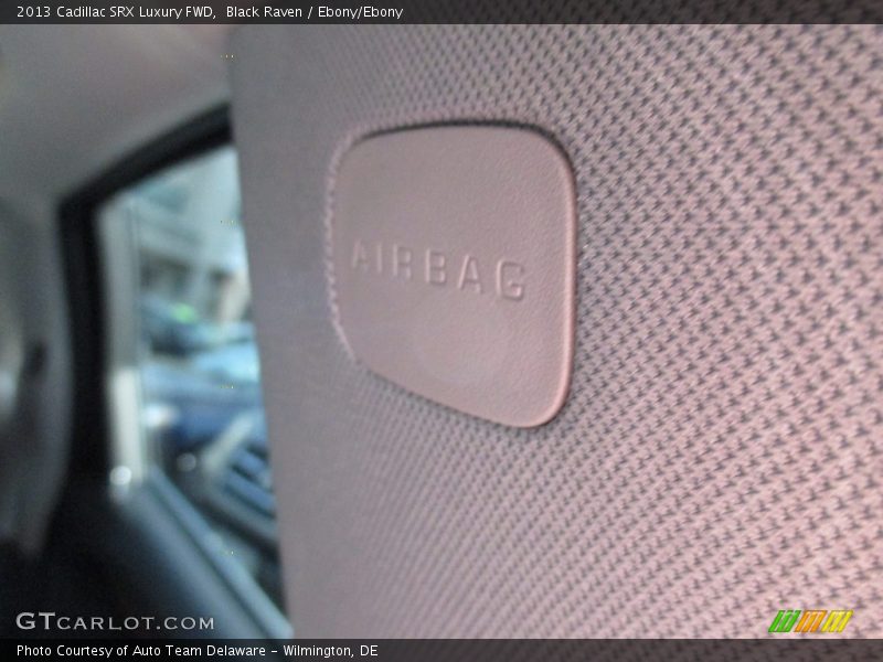 Black Raven / Ebony/Ebony 2013 Cadillac SRX Luxury FWD