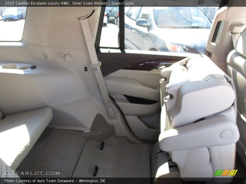 Silver Coast Metallic / Shale/Cocoa 2015 Cadillac Escalade Luxury 4WD