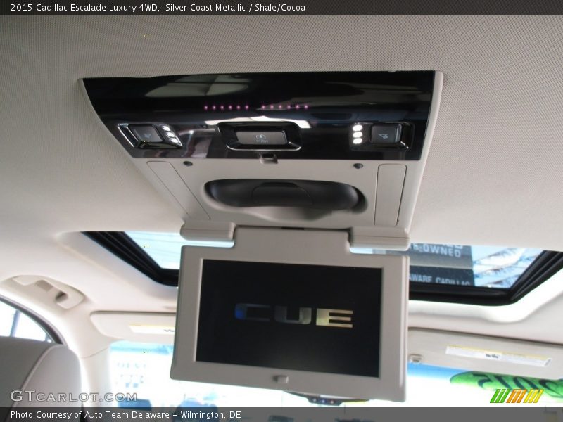 Silver Coast Metallic / Shale/Cocoa 2015 Cadillac Escalade Luxury 4WD
