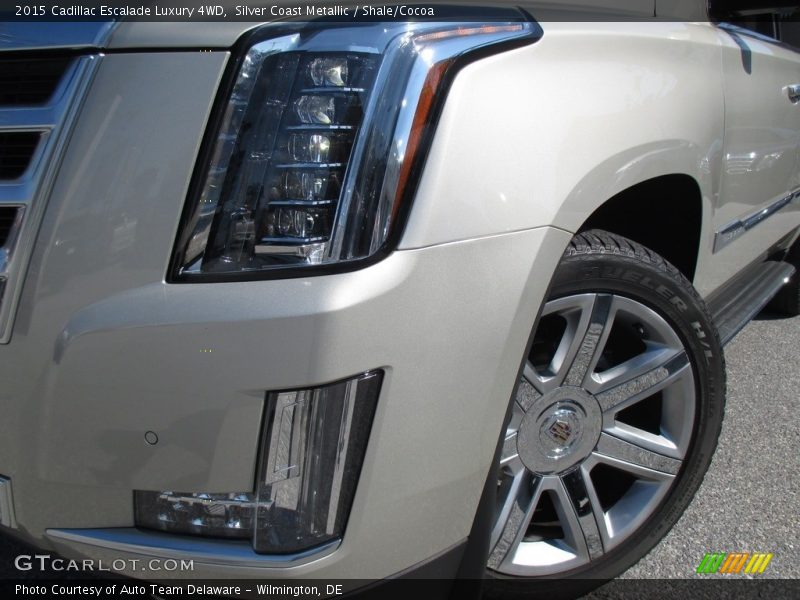 Silver Coast Metallic / Shale/Cocoa 2015 Cadillac Escalade Luxury 4WD