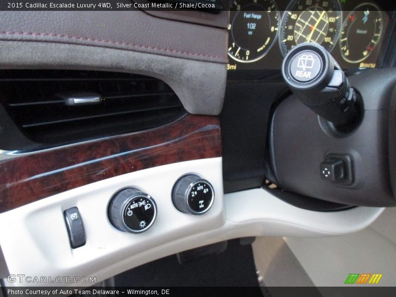 Silver Coast Metallic / Shale/Cocoa 2015 Cadillac Escalade Luxury 4WD