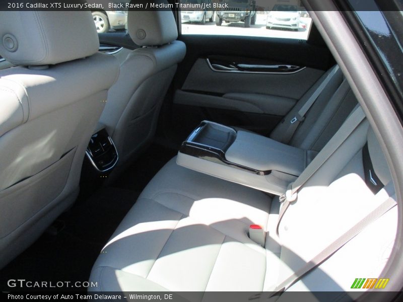 Black Raven / Medium Titanium/Jet Black 2016 Cadillac XTS Luxury Sedan