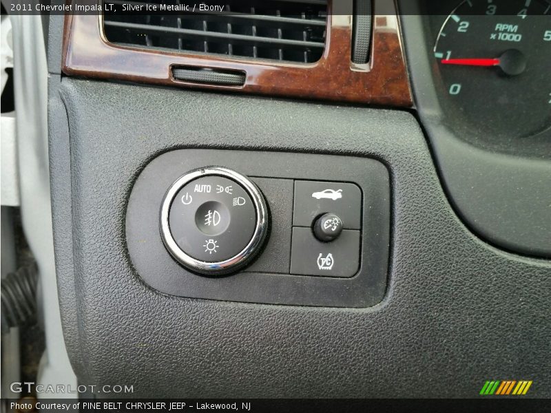 Silver Ice Metallic / Ebony 2011 Chevrolet Impala LT