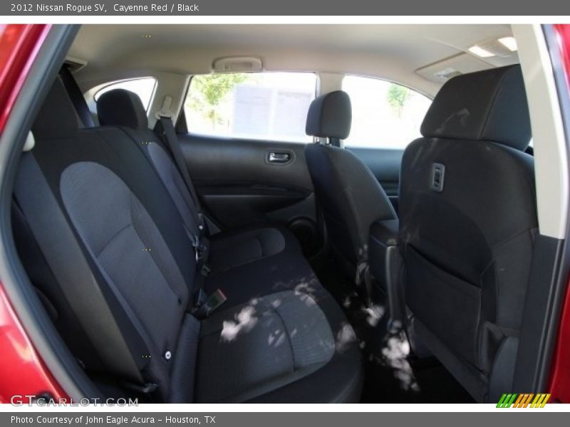 Cayenne Red / Black 2012 Nissan Rogue SV