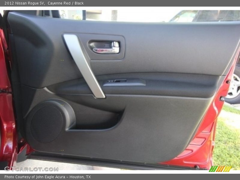 Cayenne Red / Black 2012 Nissan Rogue SV