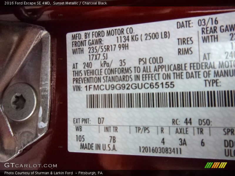 Sunset Metallic / Charcoal Black 2016 Ford Escape SE 4WD