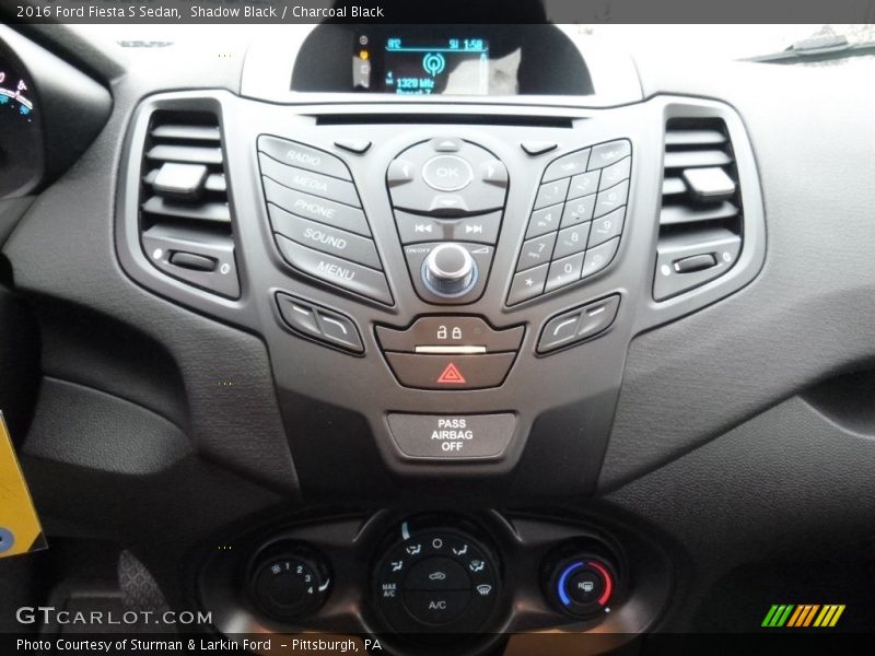 Shadow Black / Charcoal Black 2016 Ford Fiesta S Sedan