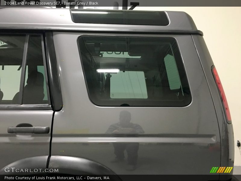 Bonatti Grey / Black 2004 Land Rover Discovery SE7