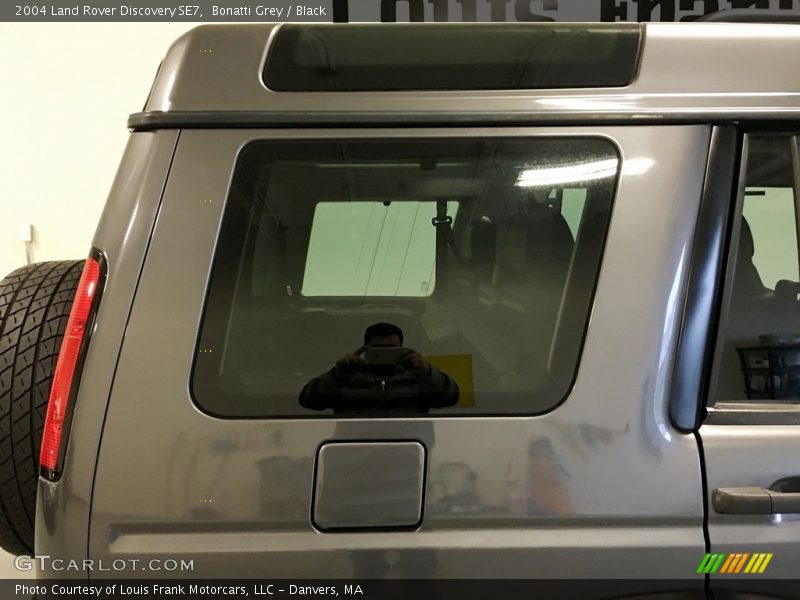 Bonatti Grey / Black 2004 Land Rover Discovery SE7