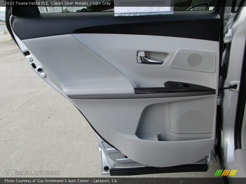 Classic Silver Metallic / Light Gray 2013 Toyota Venza XLE