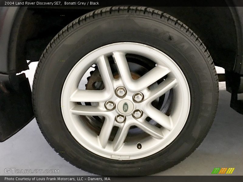 Bonatti Grey / Black 2004 Land Rover Discovery SE7