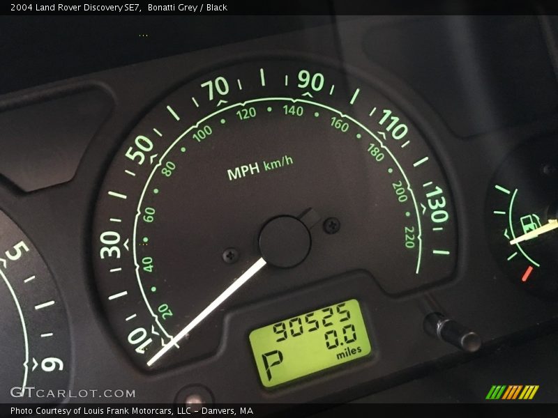 Bonatti Grey / Black 2004 Land Rover Discovery SE7