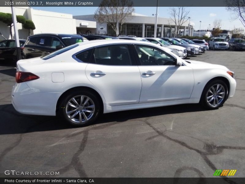 Moonlight White / Graphite 2015 Infiniti Q70 3.7