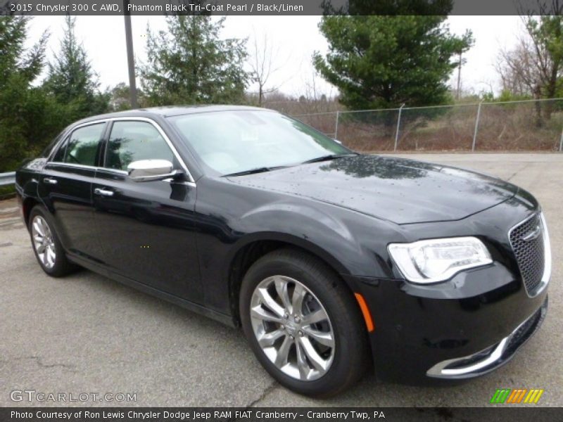 Front 3/4 View of 2015 300 C AWD