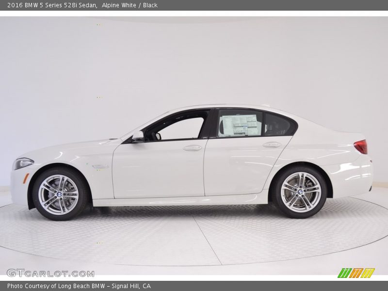 Alpine White / Black 2016 BMW 5 Series 528i Sedan