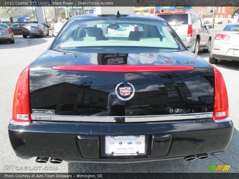 Black Raven / Shale/Cocoa Accents 2011 Cadillac DTS Luxury