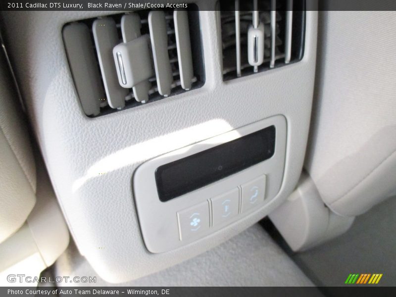 Black Raven / Shale/Cocoa Accents 2011 Cadillac DTS Luxury