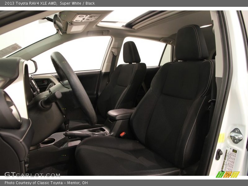 Super White / Black 2013 Toyota RAV4 XLE AWD