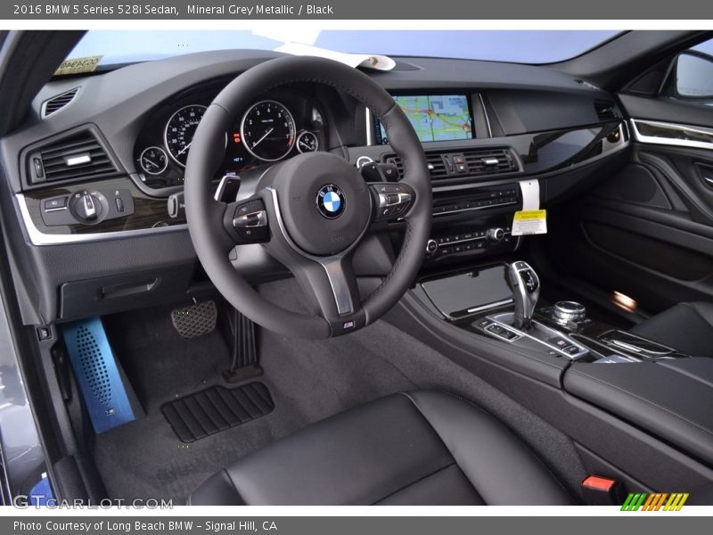 Mineral Grey Metallic / Black 2016 BMW 5 Series 528i Sedan
