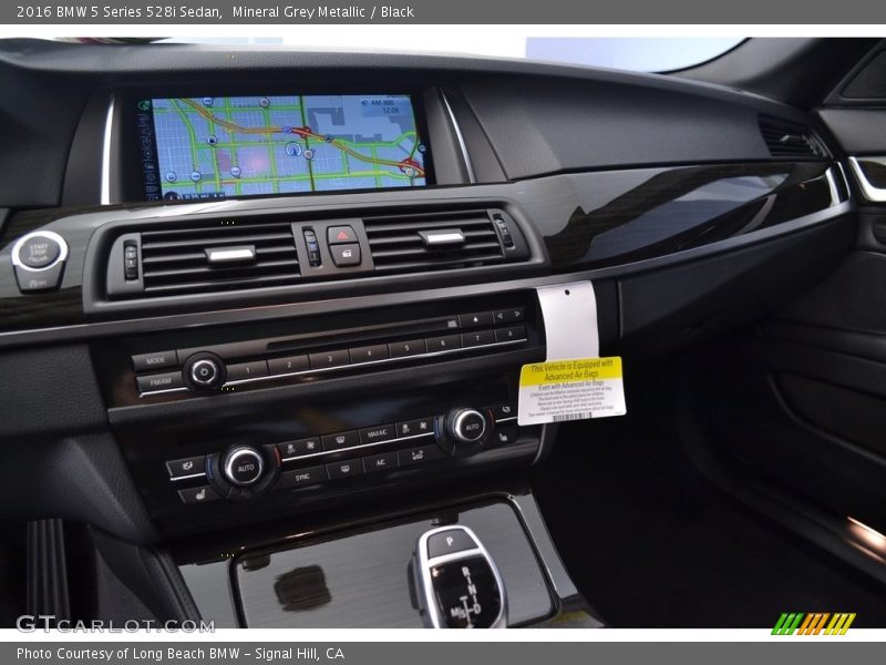 Mineral Grey Metallic / Black 2016 BMW 5 Series 528i Sedan