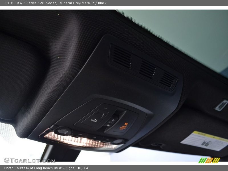 Mineral Grey Metallic / Black 2016 BMW 5 Series 528i Sedan