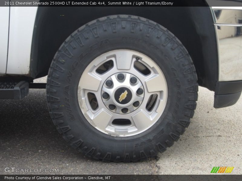 Summit White / Light Titanium/Ebony 2011 Chevrolet Silverado 2500HD LT Extended Cab 4x4