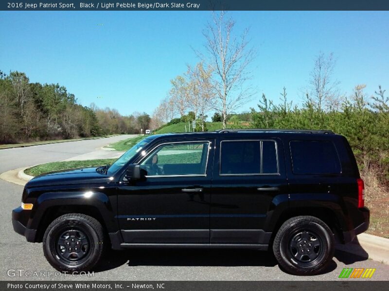 Black / Light Pebble Beige/Dark Slate Gray 2016 Jeep Patriot Sport